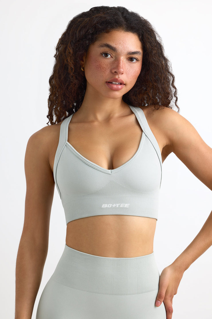 Super Sculpt Seamless Cross-Back Sports Bra in Fog