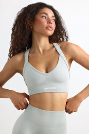 Super Sculpt Seamless Cross-Back Sports Bra in Fog